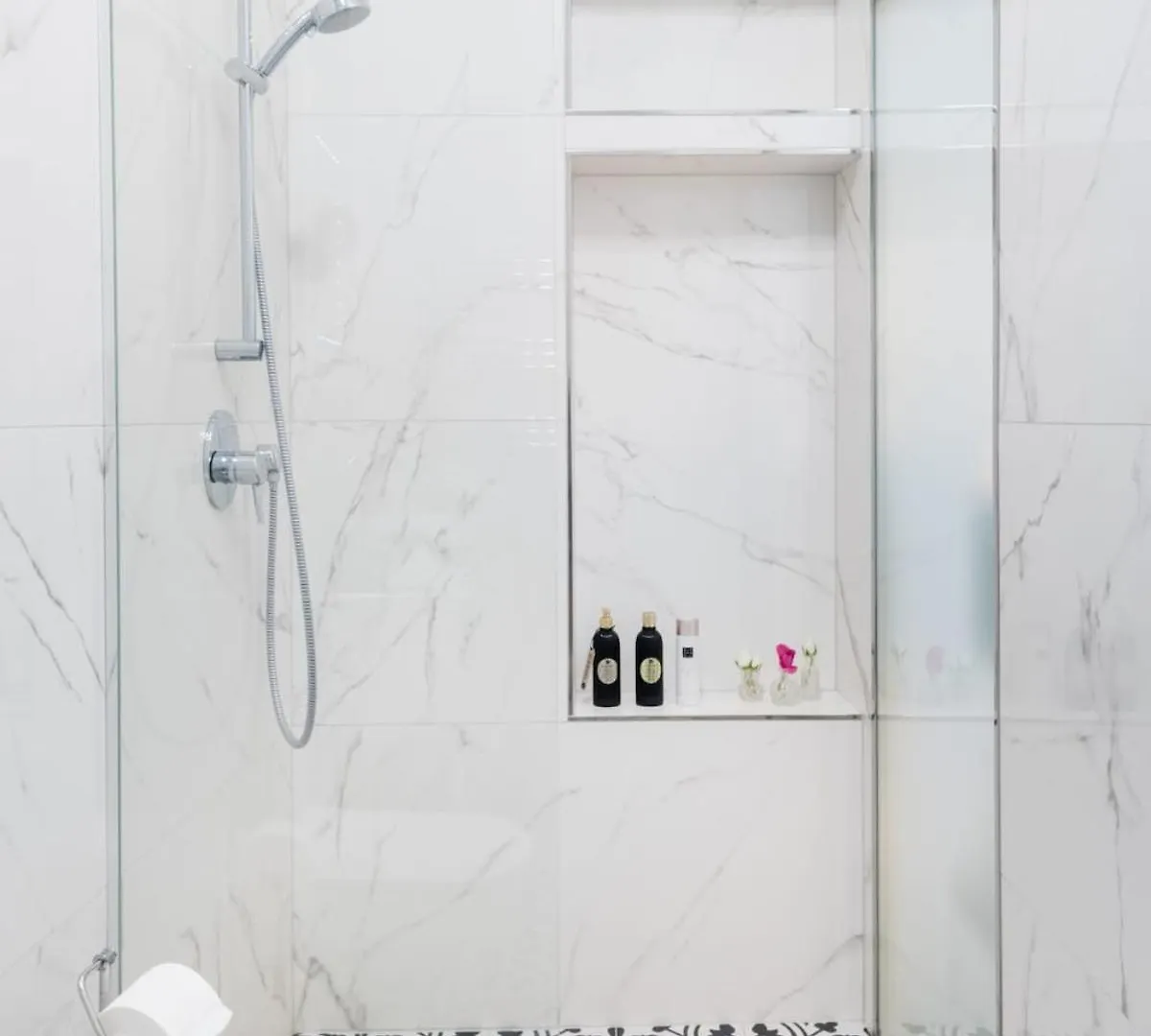 Wenceslas Square / Main Station - New Studio***** Prague